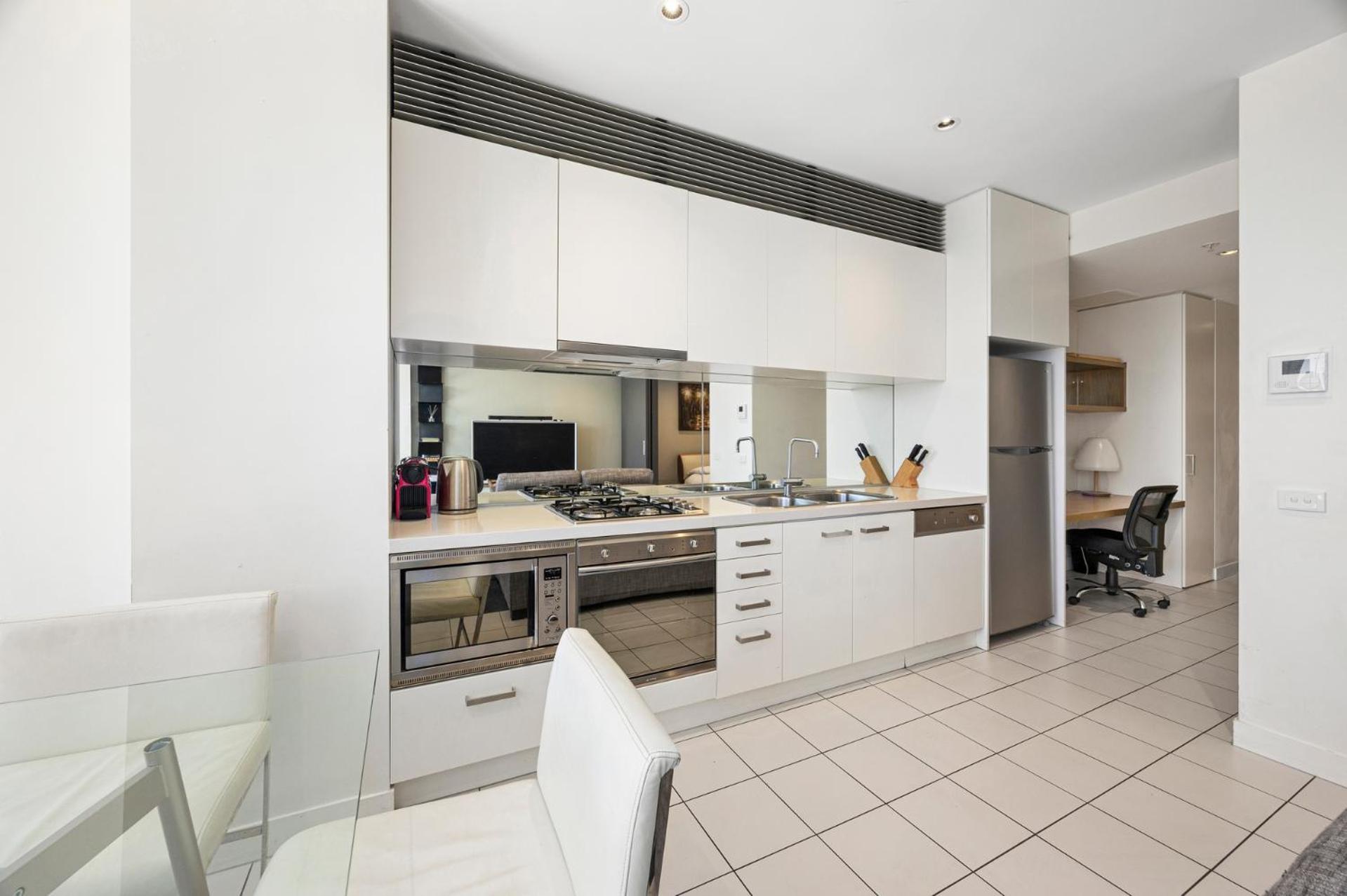 Luxury Designer Suite In Most Prestigious Location In Melbourne Eksteriør billede