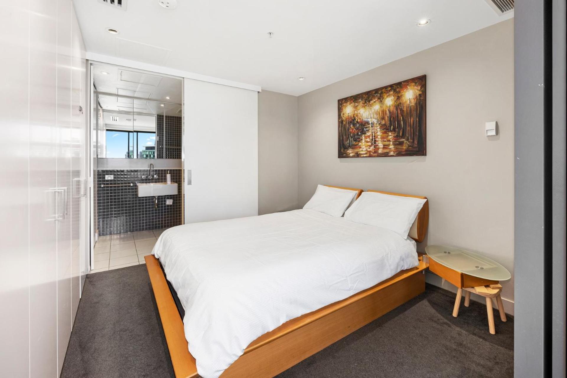 Luxury Designer Suite In Most Prestigious Location In Melbourne Eksteriør billede